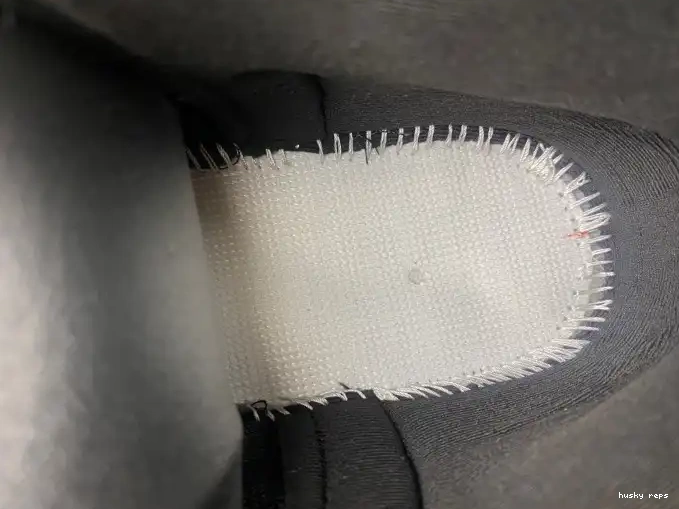 Rep Husky CT8013-010 Air 12 Jordan Barons 0616